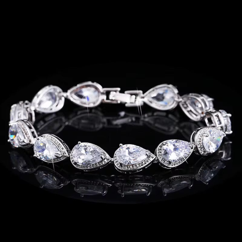 Tear Drop Bracelet